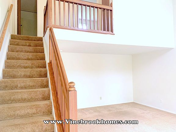 4th image of 8226 Schoolgate Dr
