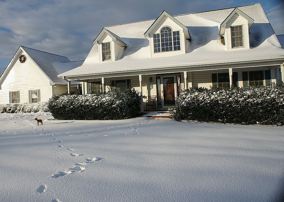 2nd image of 2485 Jennings Rd