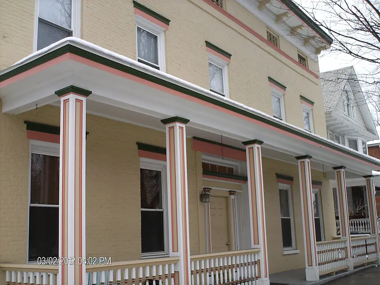 Skidmore Apartments — Photo 34