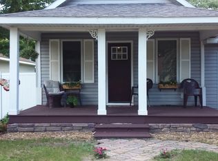 605 1st St NE, Little Falls, MN 56345