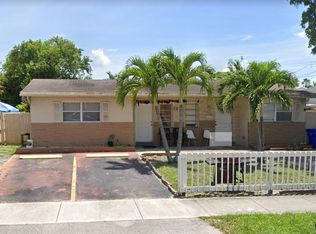4140 SW 18th St #2, Fort Lauderdale, FL 33317