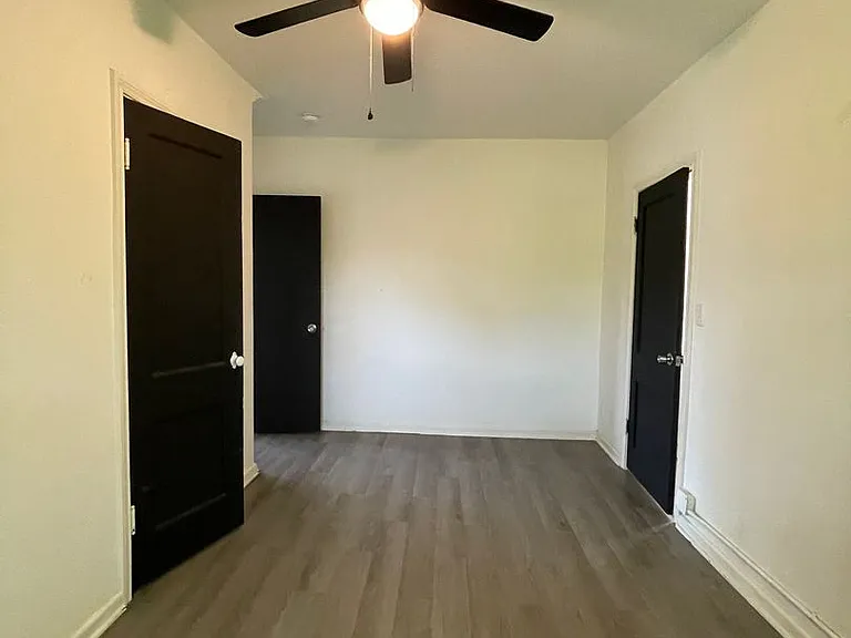 2650 Cottage Grove Ave — Photo 43