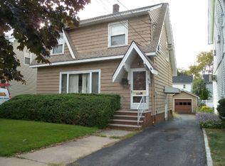 40 Lakewood Ter, Bloomfield, NJ 07003