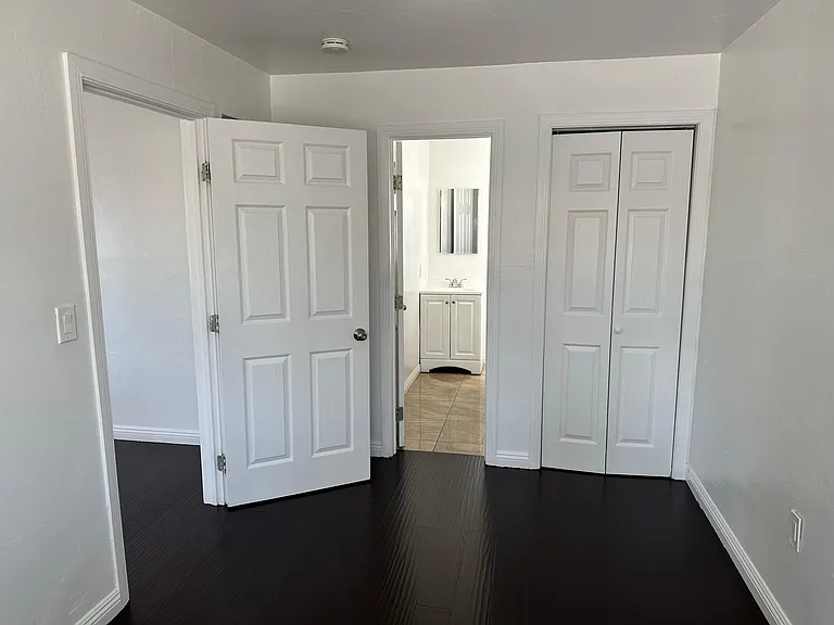 45307 Sierra Hwy — Photo 5