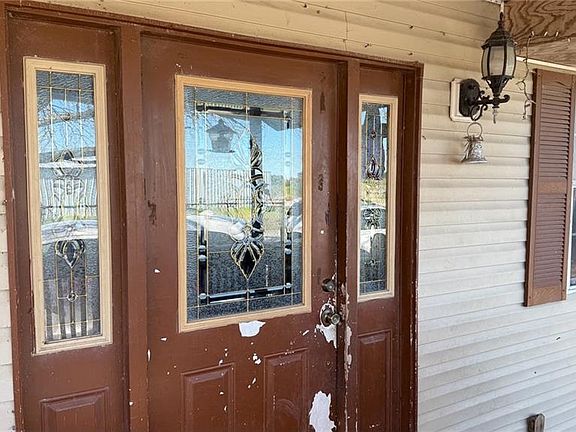 3rd image of 11019 Central Ave