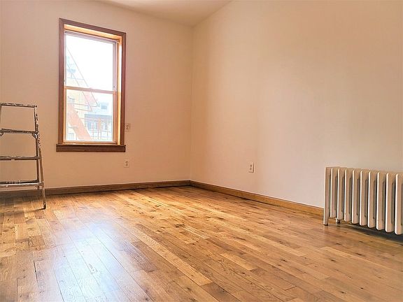 3rd image of 282 20th St #2A