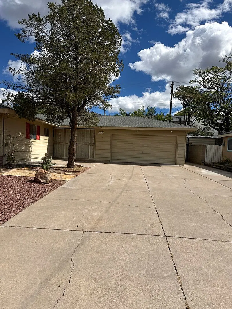Coming Soon! 9/1/2026 Beautifully Updated Ne Heights 3 Bedroom 2 Bath 2 Car Garage With Larger Ya... — Photo 1