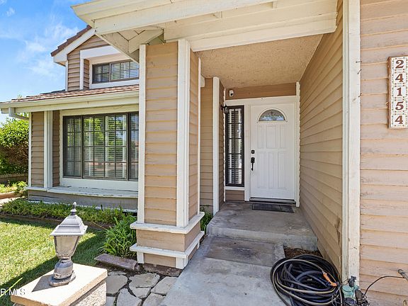 3rd image of 24154 Mentry Dr