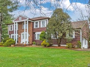 18 Arthur Pl, Montville, NJ 07045