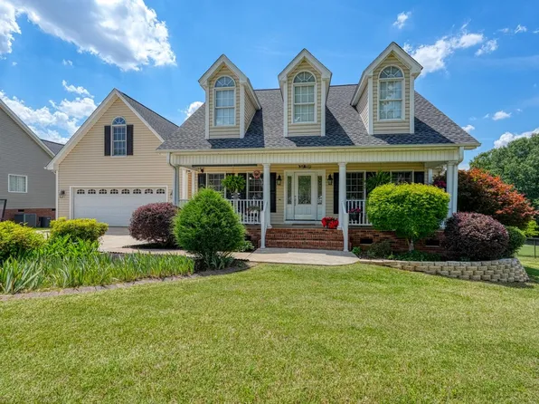 443 Shallowford Dr, Boiling Springs, SC 29316