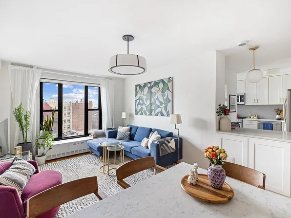 325 Clinton Ave APT 7A, Brooklyn, NY 11205