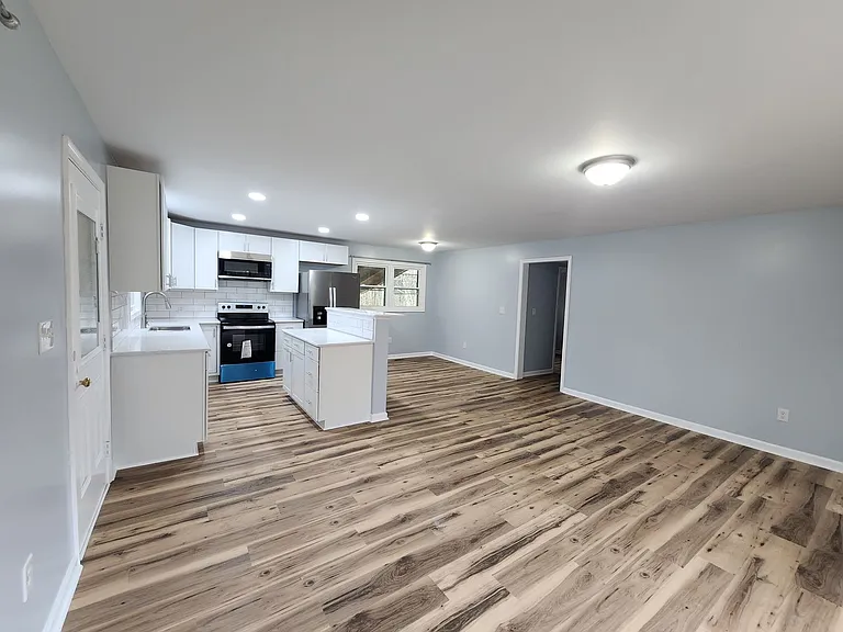 203 Inman Rd — Photo 17