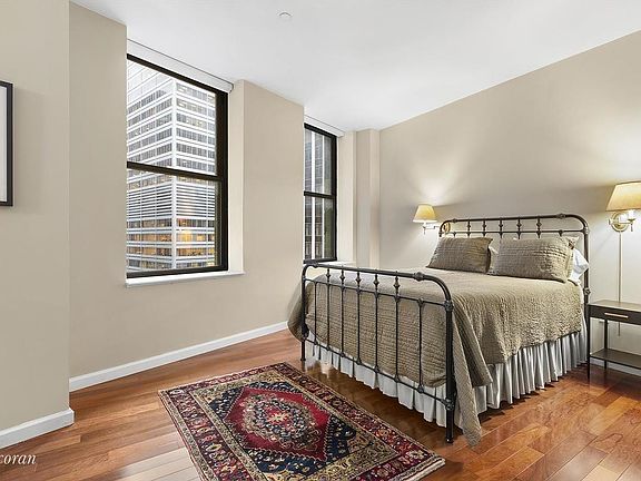 4th image of 82 Beaver St APT 1105