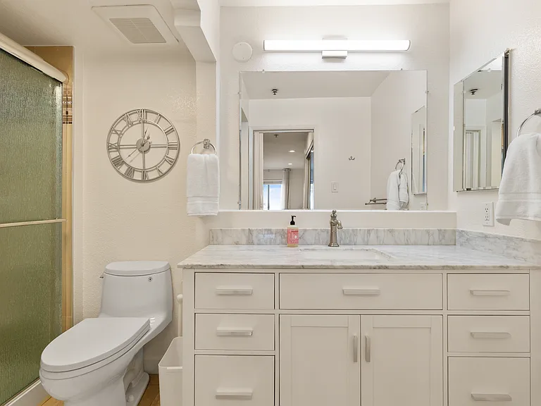 1 Laurel St #102 — Photo 23