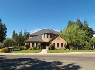 1725 Palmer Dr, Turlock, CA 95382