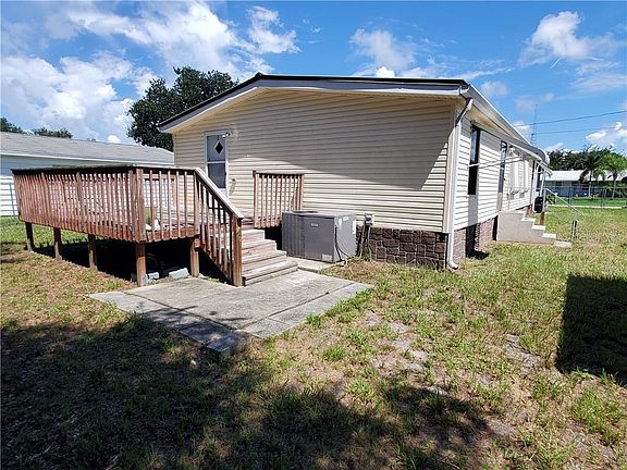 5th image of 4272 SE 23rd Ct