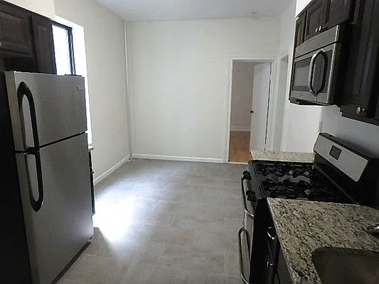 Rented by Level Group | media 11