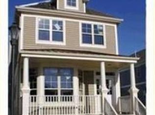 2516 N Kimball Ave, Chicago, IL 60647