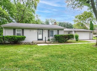 3094 Lanning Dr, Flint, MI 48506