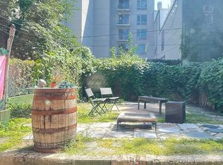 288 Powers St #1, Brooklyn, NY 11211