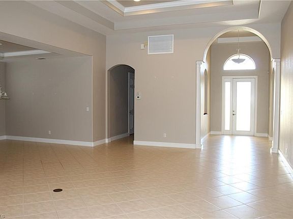 5th image of 14510 Meravi Dr