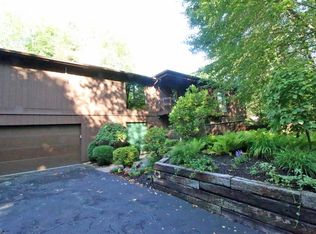 1936 Hemlock Dr, Kent, OH 44240