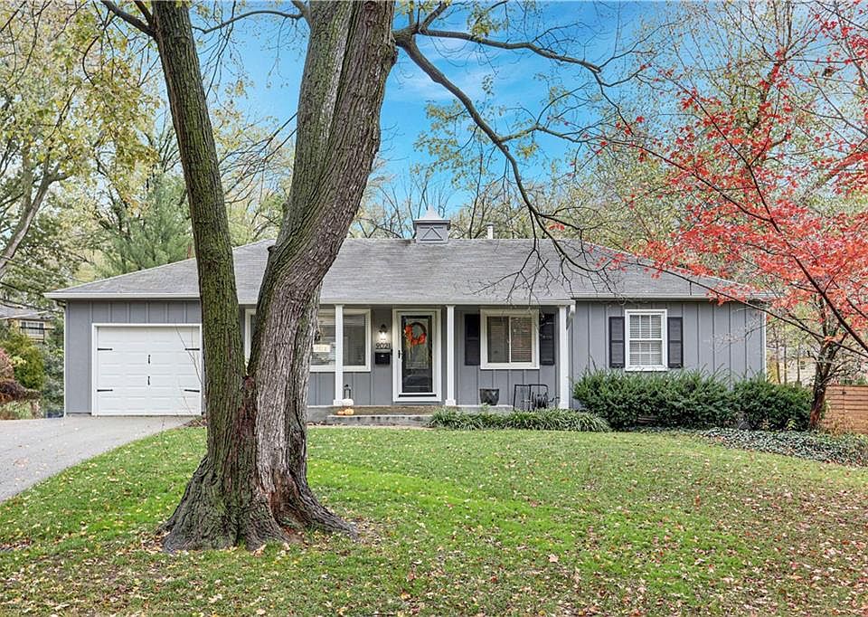 1st image of 9021 Westbrooke Dr