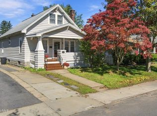 835 Pinewood Ave, Schenectady, NY 12309