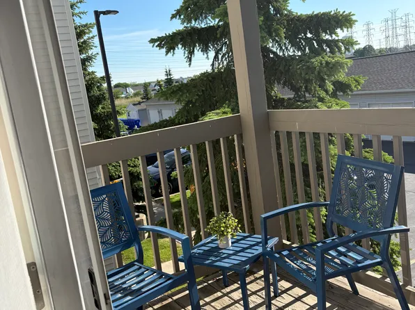 Crestmount Square Senior Apartments