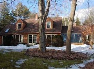 11 High Point Dr, Saco, ME 04072