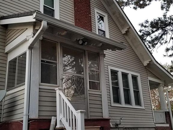 2nd image of 4066 Bates St