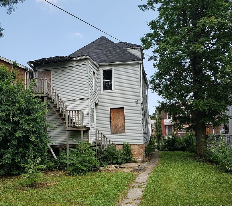 1st image of 634 N Lockwood Ave