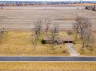 1386 Airport Rd, Lincoln, IL 62656