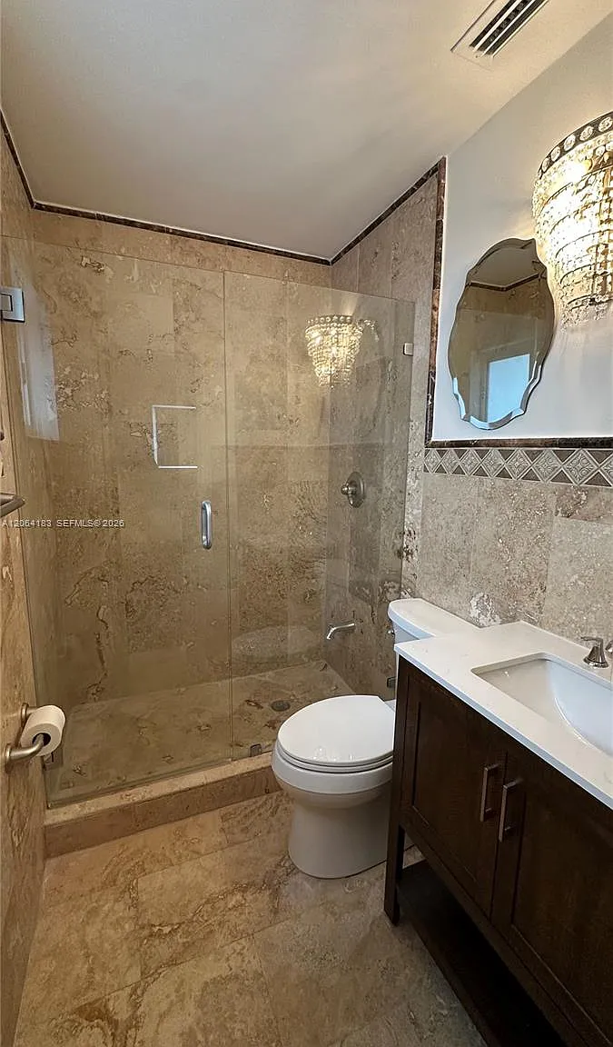 4 bed, 2300 sqft, $5,100 — Photo 4
