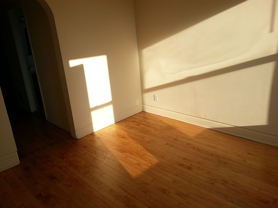 Bright and Sunny Living Room