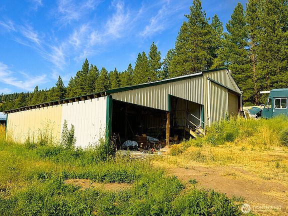 3rd image of 14865 Chumstick HWY