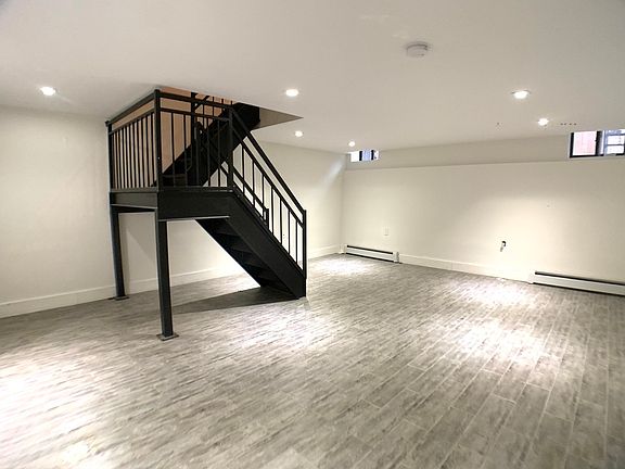 5th image of 511 W 173rd St #1B