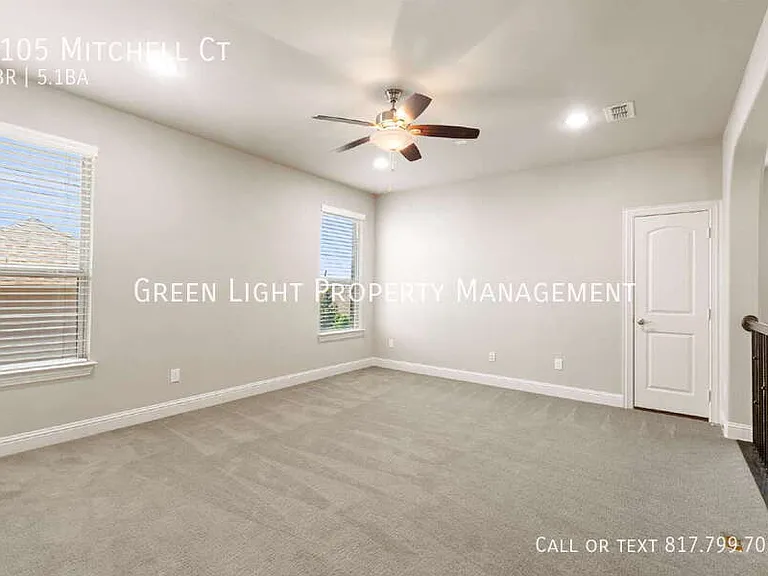7105 Mitchell Ct — Photo 37