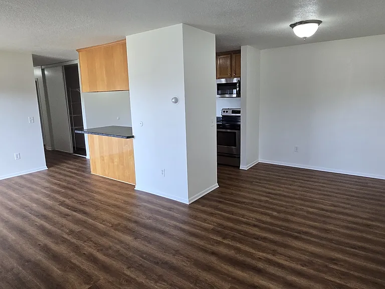 4110 Rahn Rd #301B — Photo 2