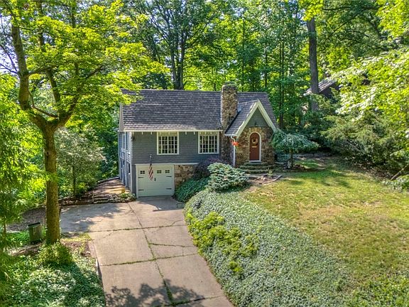 4th image of 468 Palisades Dr