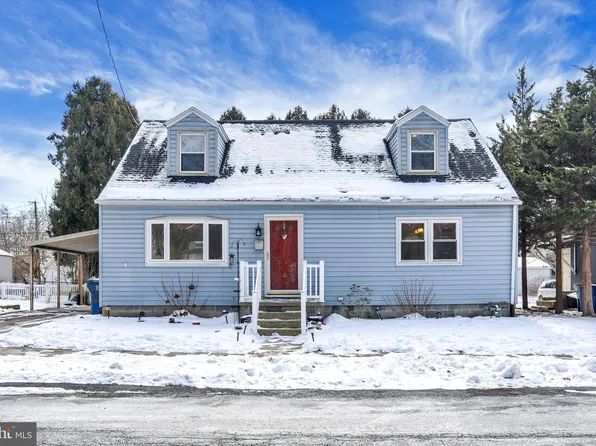 301 Market St, Highspire, PA 17034