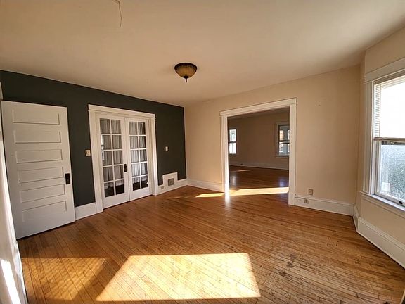 2nd image of 3240 Pillsbury Ave S Unit 1