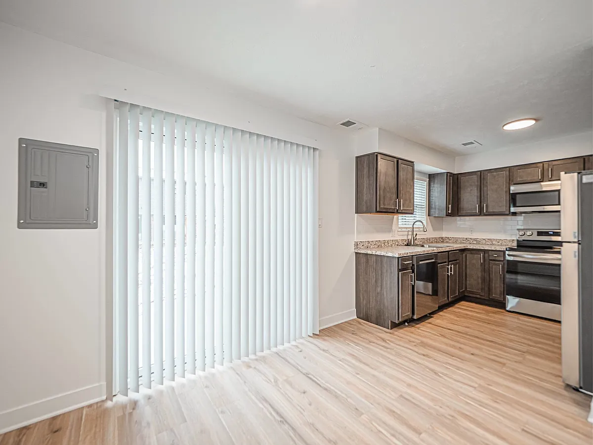 Building Photo - North Bend Townhomes