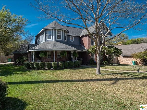 3rd image of 4325 Stonehill Ct