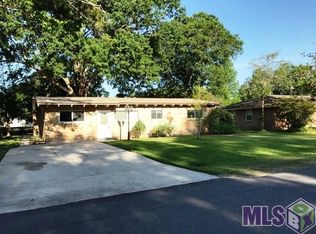1714 S Chuck Ave, Gonzales, LA 70737