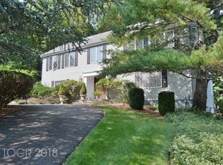 75 Hopper Farm Rd, Upper Saddle River, NJ 07458