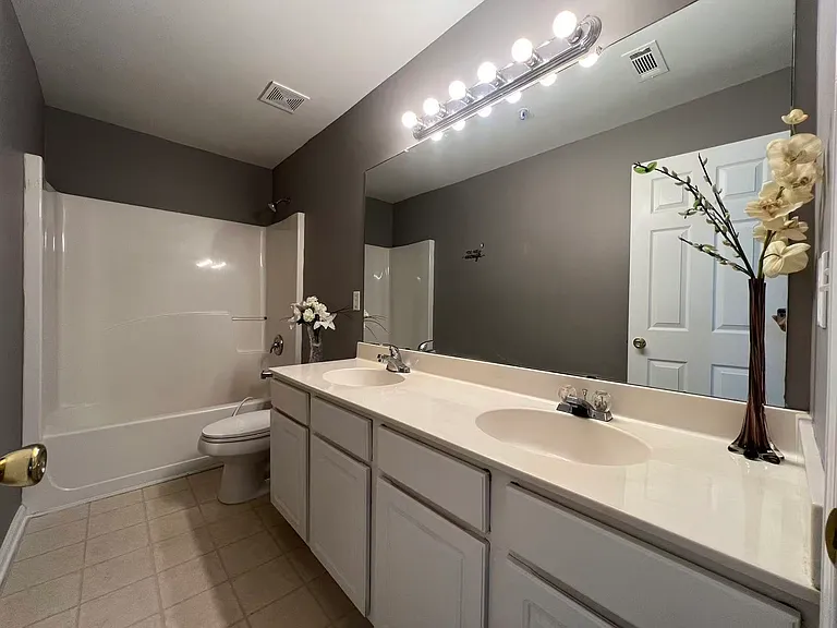 6119 Foxcroft Ct #1 — Photo 20