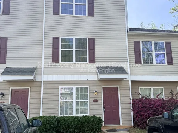 12 Red Ln, Raleigh, NC