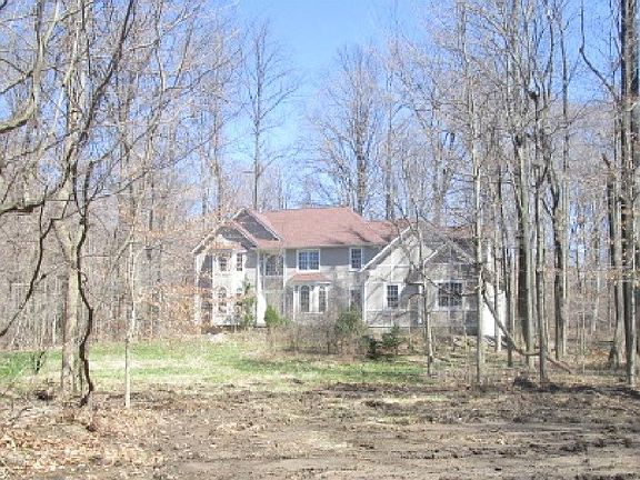 2nd image of 10840 Robert Ln