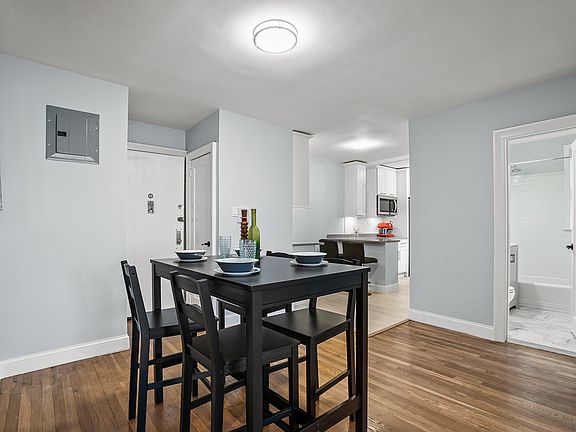 2nd image of 70 Park Ter E #6I